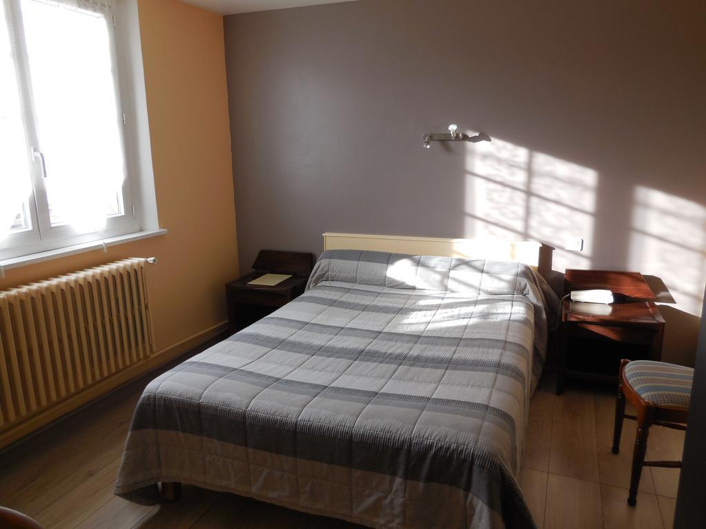 סלבריס Hotel Le Lion D'Or מראה חיצוני תמונה