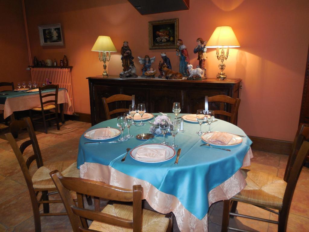 סלבריס Hotel Le Lion D'Or מראה חיצוני תמונה