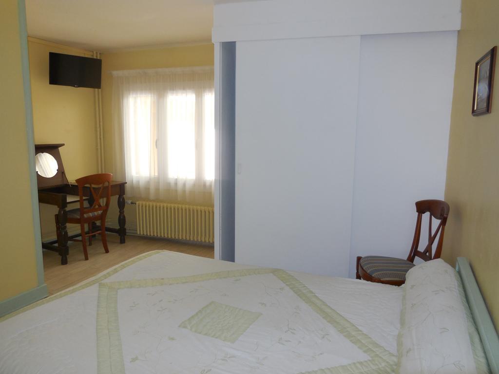 סלבריס Hotel Le Lion D'Or מראה חיצוני תמונה